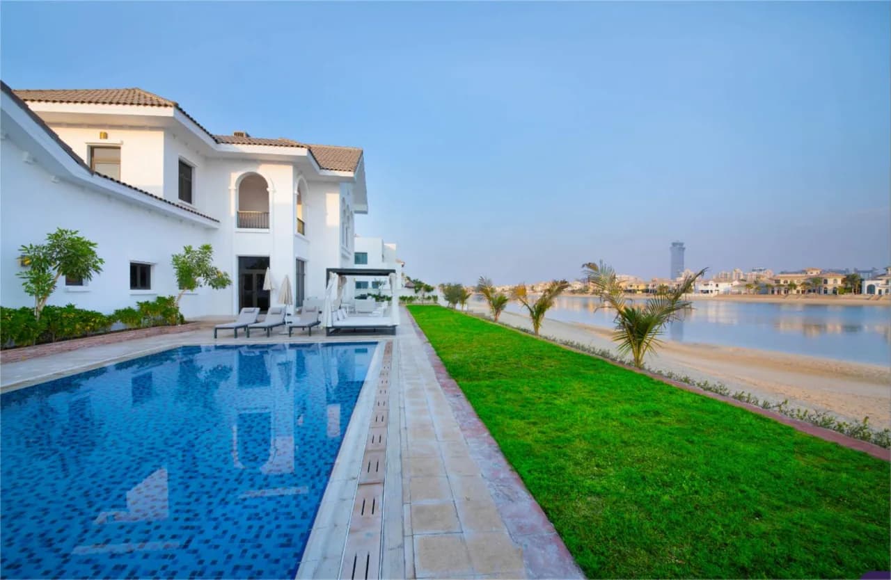 Villa de Lujo Frente a la Playa en Palm Jumeirah