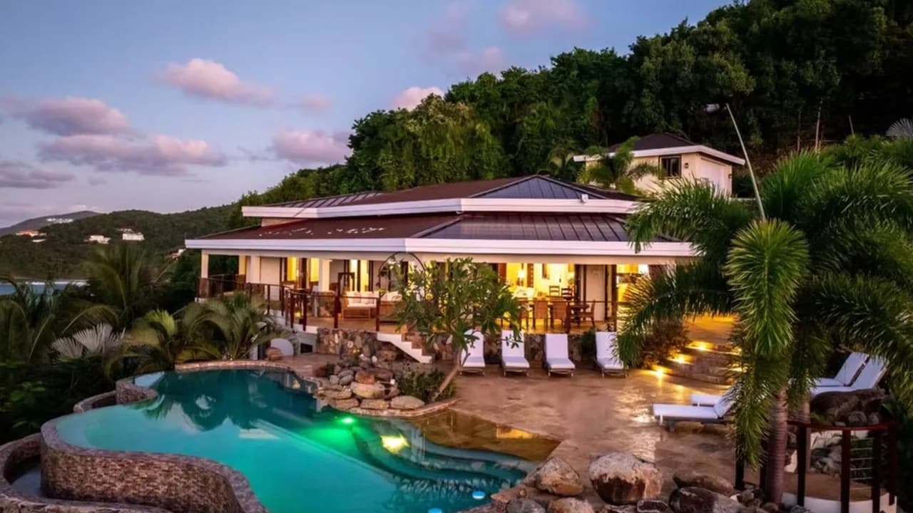 Private Garden Estate With Panoramic Views