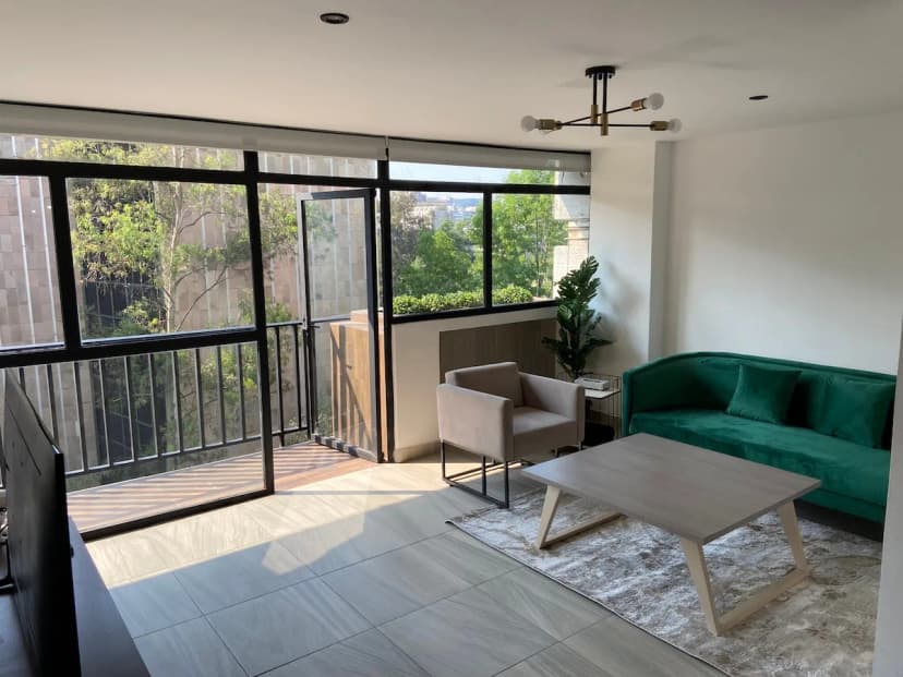 Prime Polanco 5BR Apt Near Masaryk