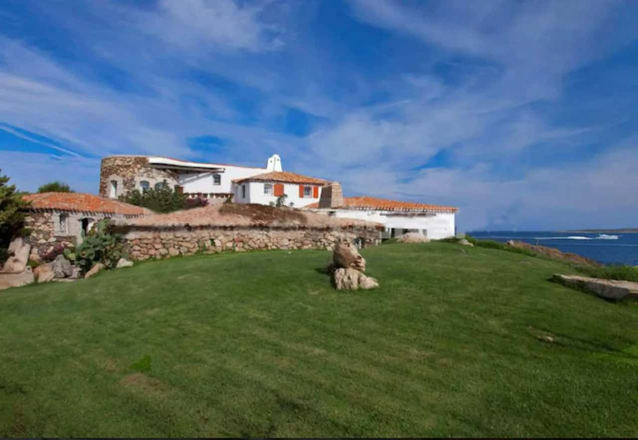Exclusive Punta Volpe Seaview Retreat