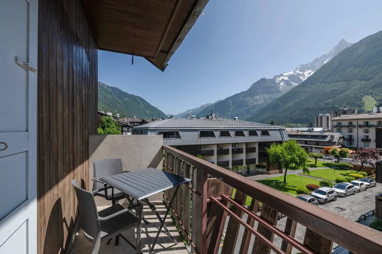 Évasion Alpine Avec Vues sur le Mont Blanc