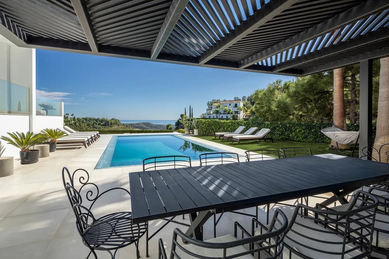 Luxury Hillside Villa w/ Pool & Panoramic Sea View