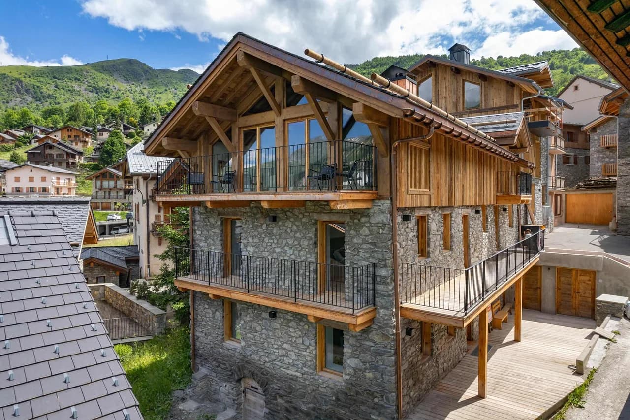 Family Chalet in Alpine Village