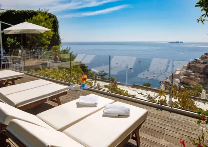 Romantic Sea-View Apartment with Private Terrace