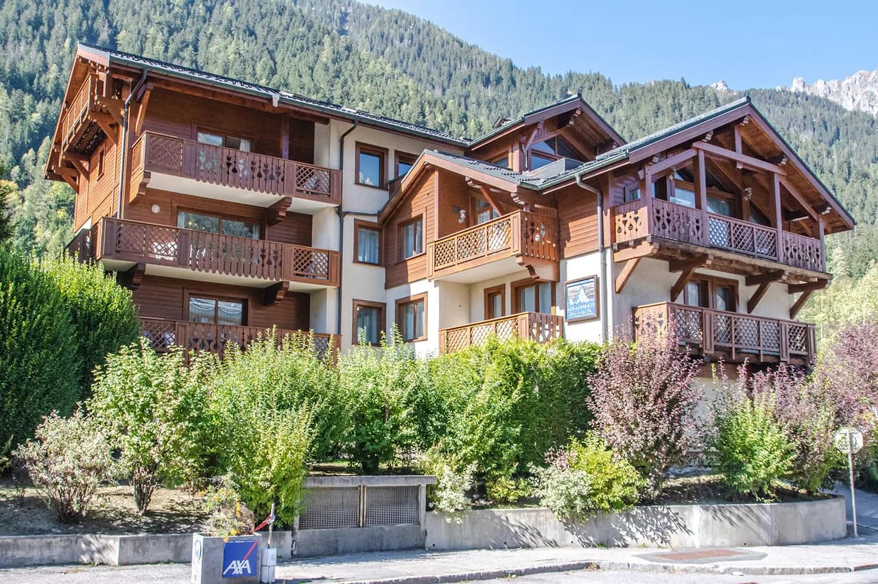Apartamento Escénico en la Montaña con Baños Privados