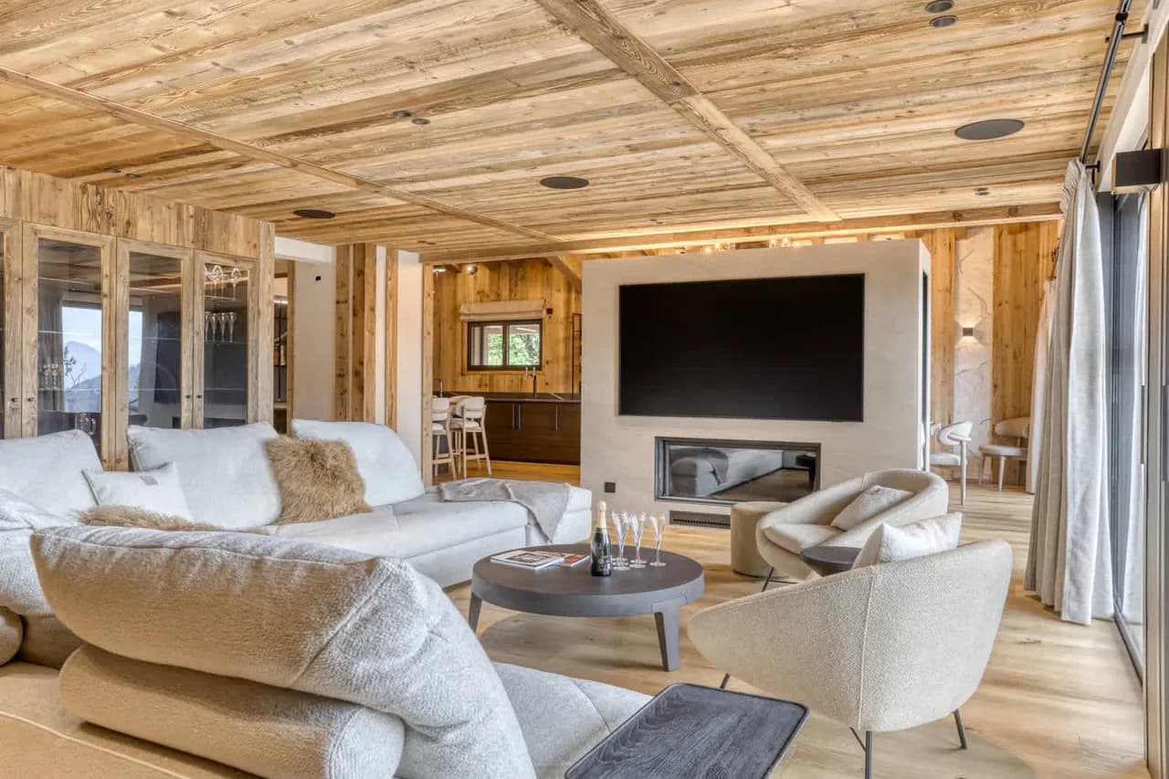 Retraite Alpine Confortable Avec Confort Montagnard