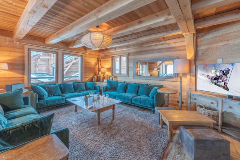 Five Star Retreat With Direct Ski