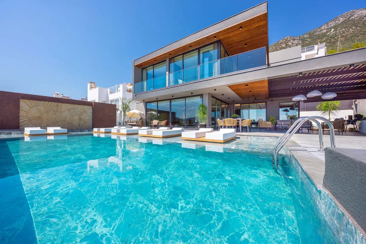 Kalkan Villa With Pool and Terrace