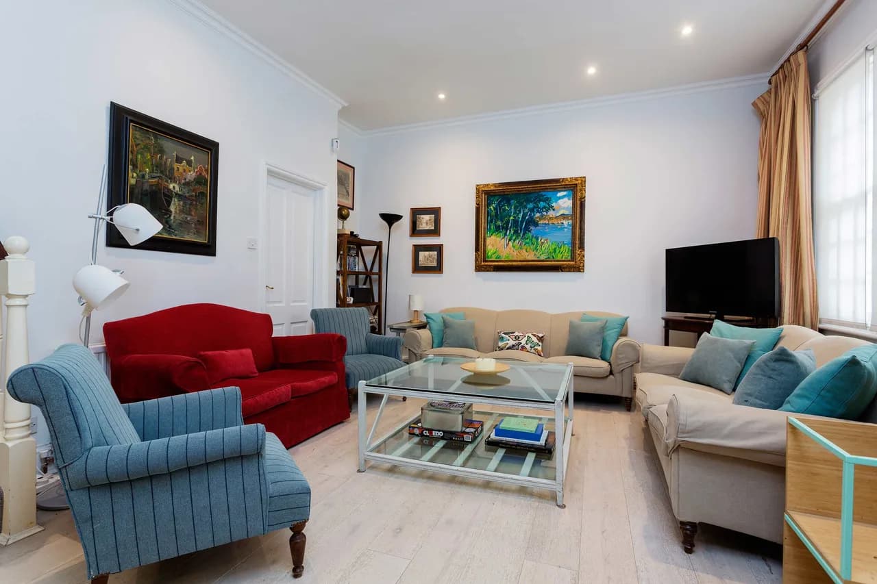 Charming Mews House in Brompton, London, United Kingdom