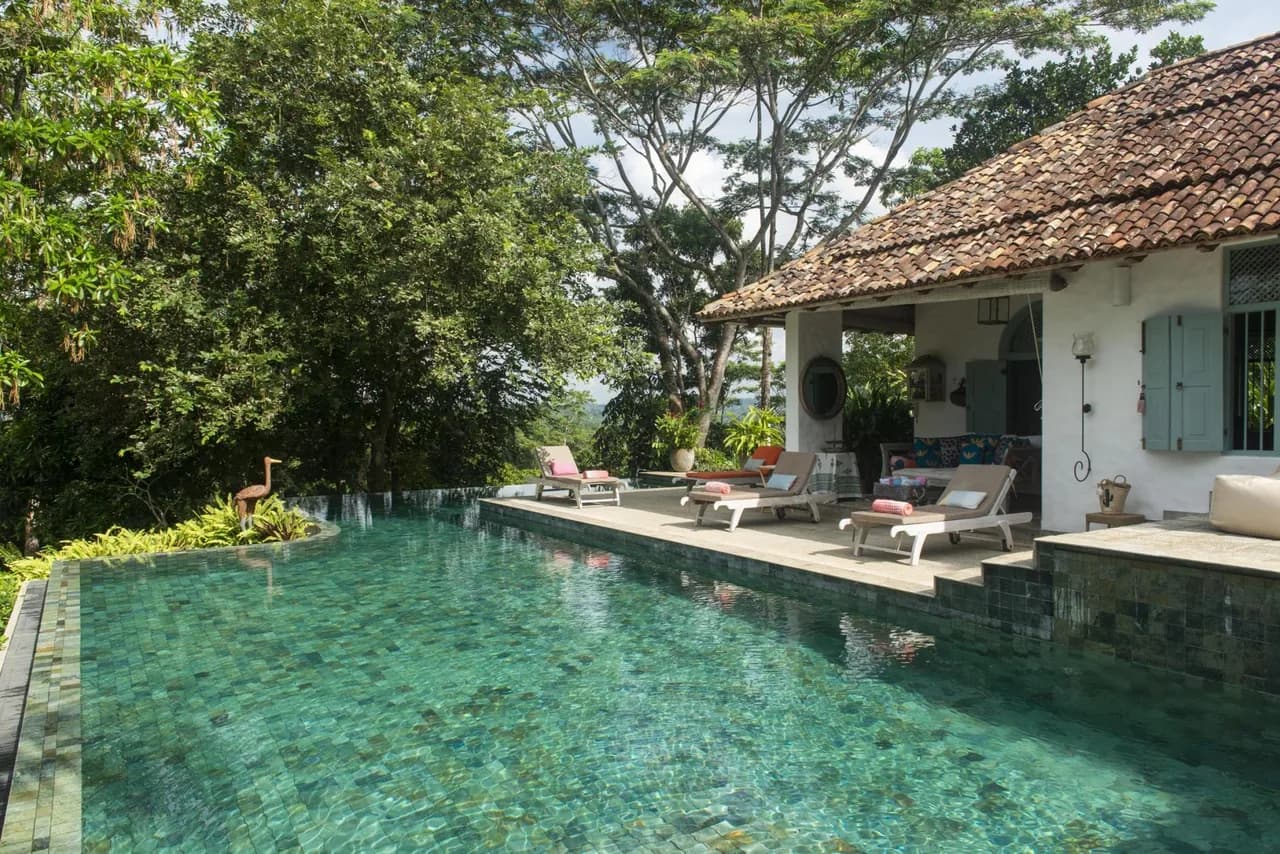 Tea Estate Villa with Private Pool in Galle