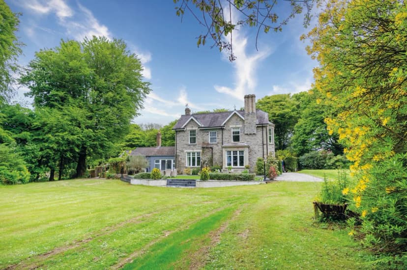 Idyllic Country Estate in Princes Gate, Wales