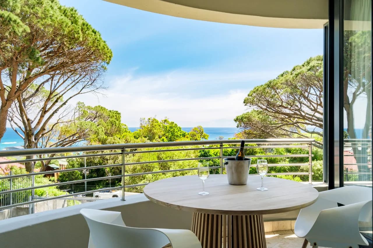 Sea View Two Bedroom Apartment in Camps Bay