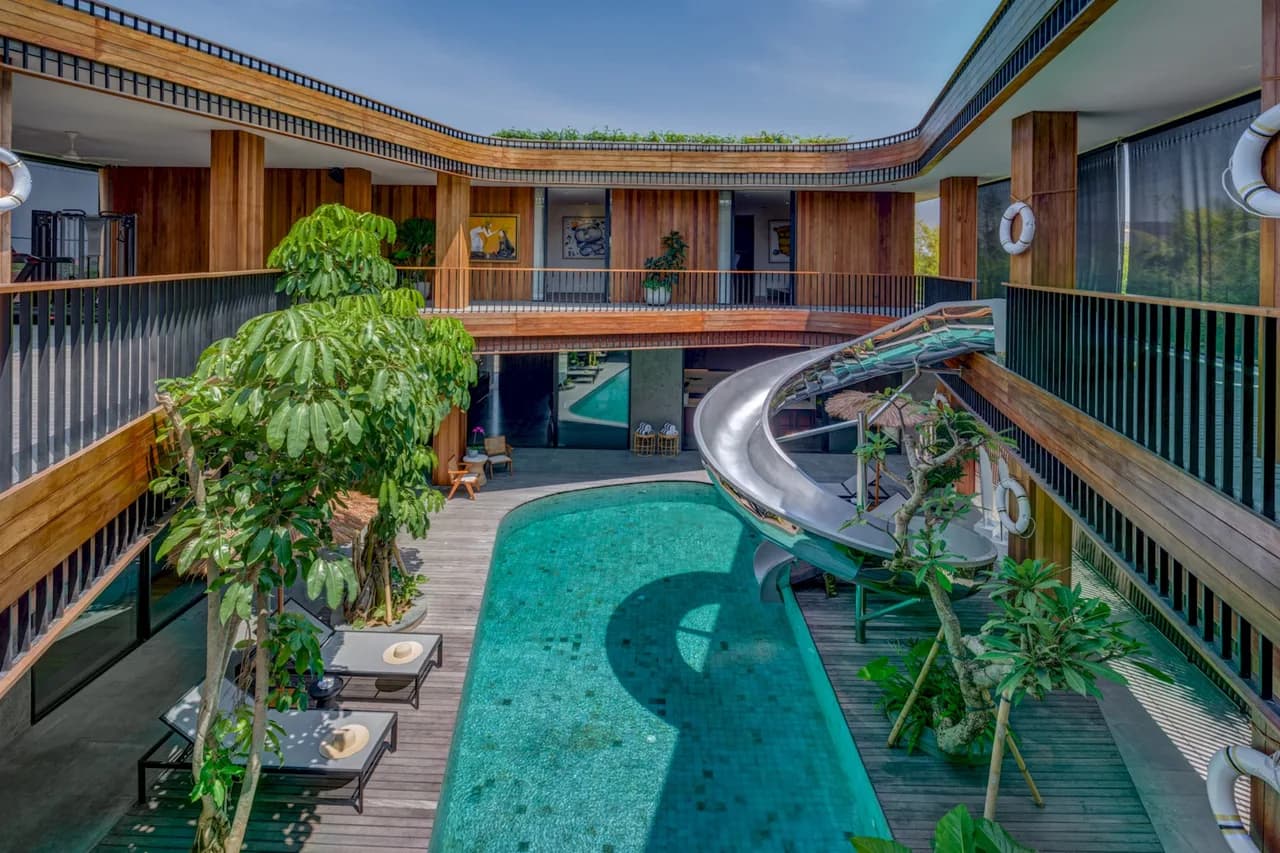 Balcony Pool Villa in Mengwi, Bali