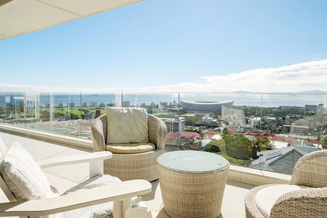 Panoramic View Apartment in Cape Town