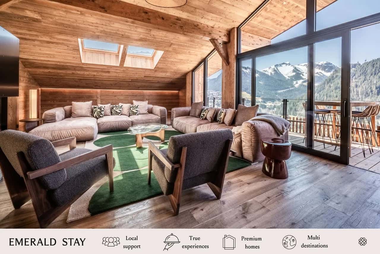 Elegant Alpine Chalet in Châtel