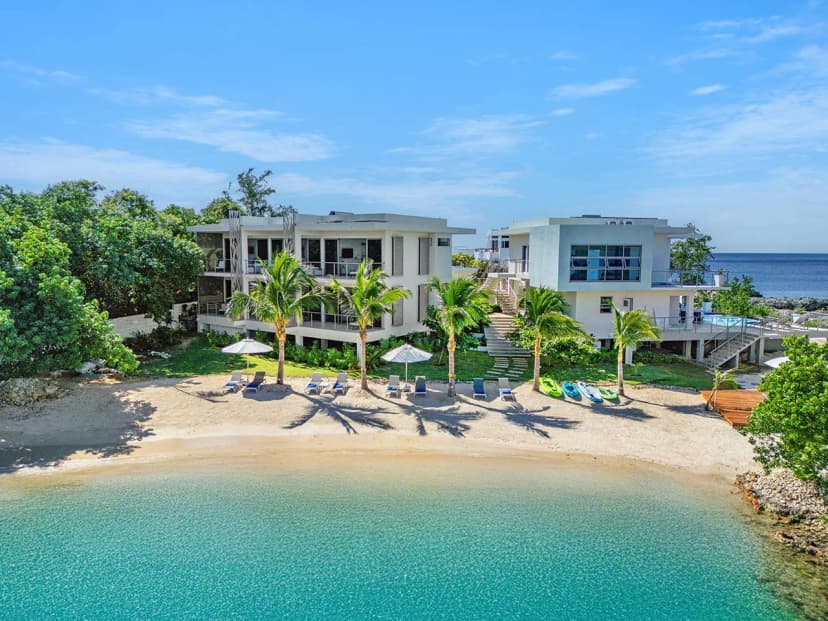 Santosha - 10BR Beach Front Luxury Villa