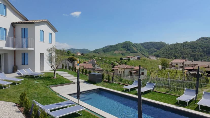 Elegant Pool Spa Villa in Valdobbiadene
