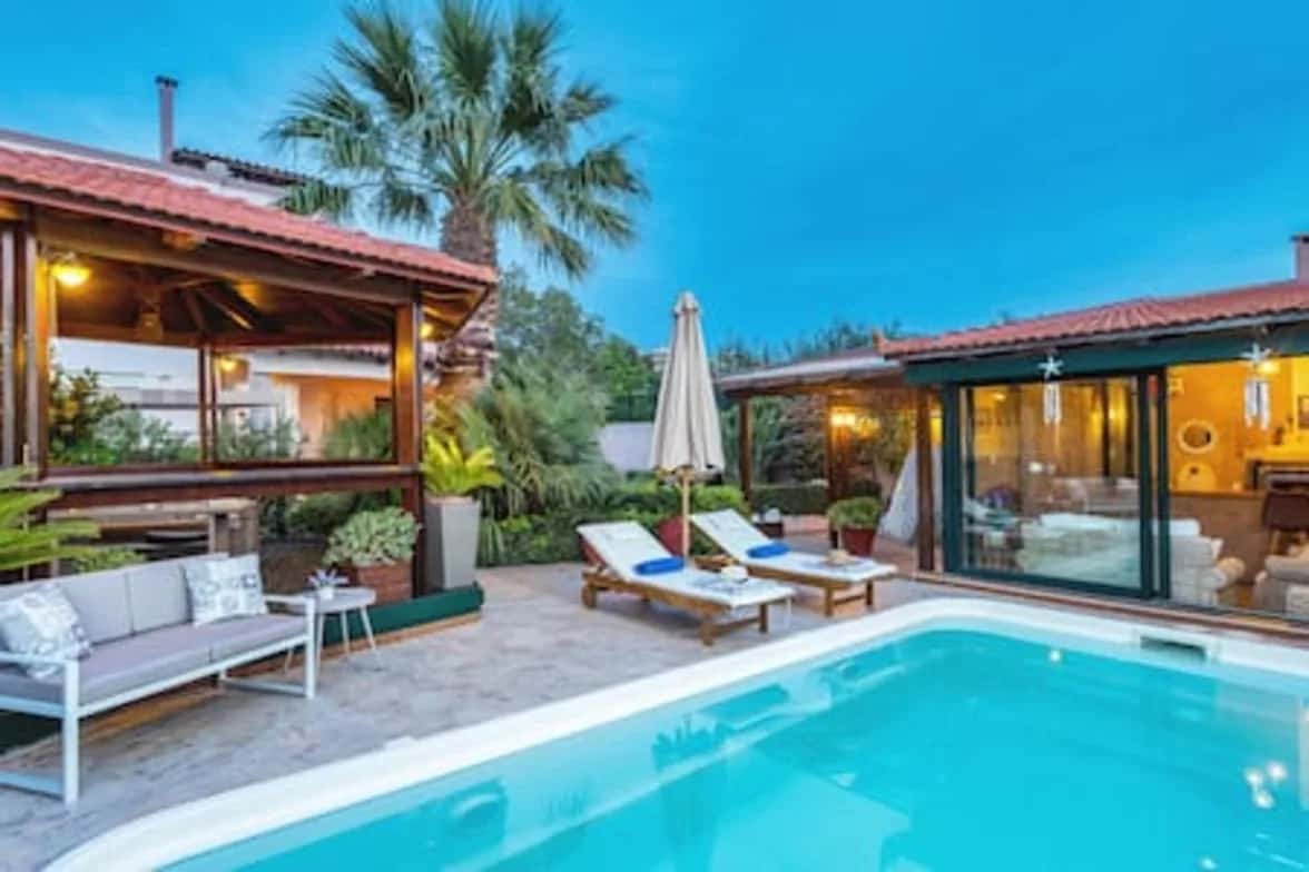 Villa Stachy & Elia avec piscine chauffée, par Estia