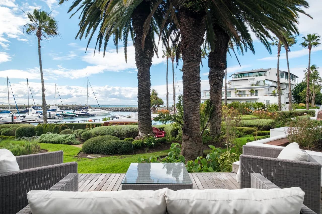 Sicheres 2-Zimmer mit Blick im Waterclub Bella Marina