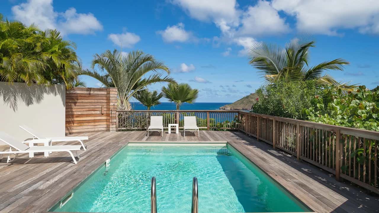 Relaxing Villa with Large Spaces