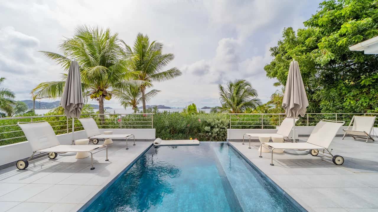 Pet-Friendly Retreat with Scenic Views in Pointe Milou